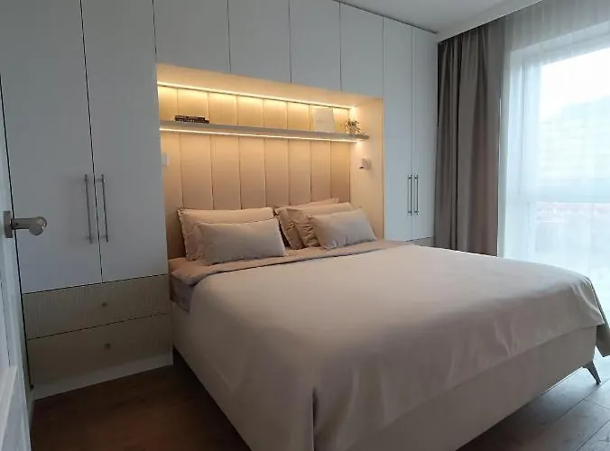 Luxury Vanagupe & * Palanga